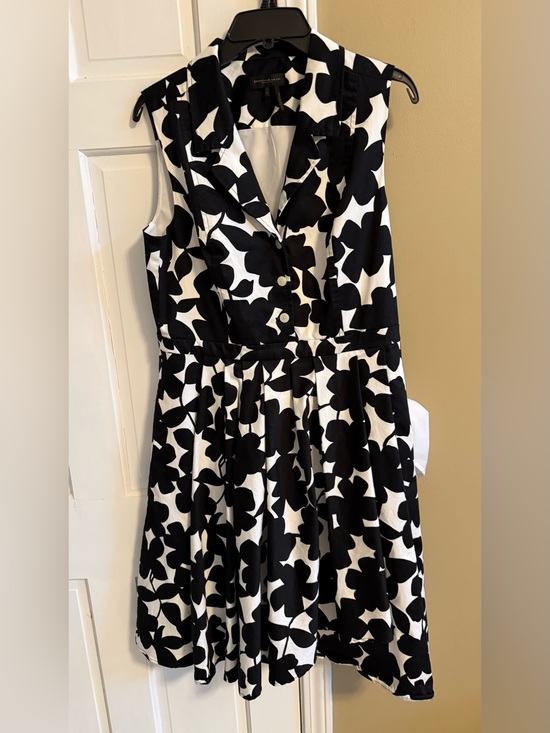Donna Karan Dresses & Skirts - Donna Karan Black and White Sleeveless Floral Fit-and-Flare Dress size 12